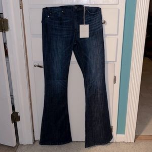 Mid Rise Flare KanCan NWT